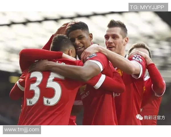 中超精彩对决曼联与本菲卡战成平局乌龙球引发全场热烈反响