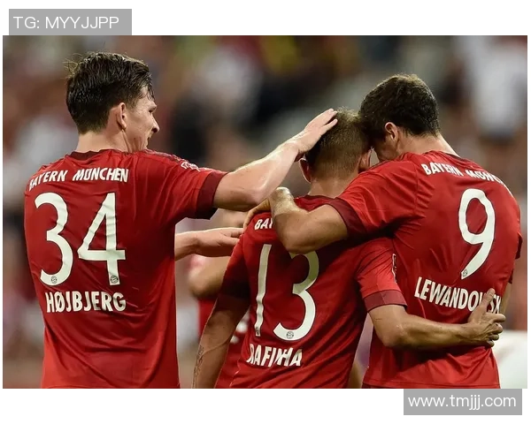 中超精彩对决拜仁与AC米兰战成平局乌龙球成比赛转折点分析