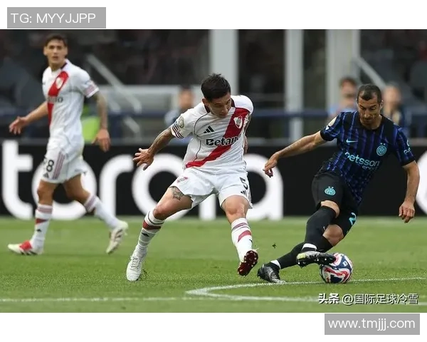 中超精彩对决曼联险胜国米神扑瞬间引发转会热议