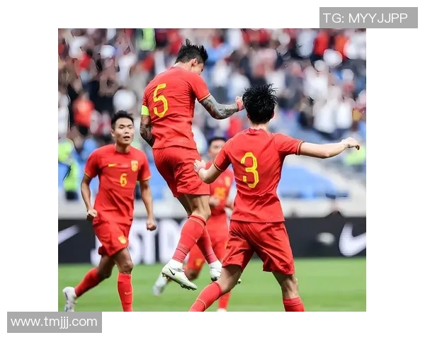 国王杯惊天逆转AC米兰6-2狂胜那不勒斯乌龙球引发争议判罚全场沸腾