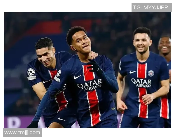 国王杯焦点战巴萨与巴黎圣日耳曼战平帽子戏法点燃全场激情