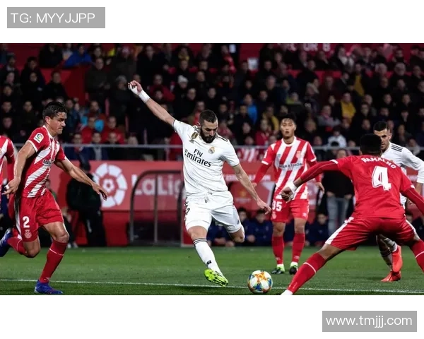 国王杯激战：拜仁狂胜马竞五球大捷战术解析与绝杀瞬间回顾